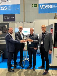 Alihankintamessut 2025, vasemmalta Vossi Groupin Marko Vossi, Perttu Lankinen, Laser-Aitan Jani Tamminen ja Juha Säteri