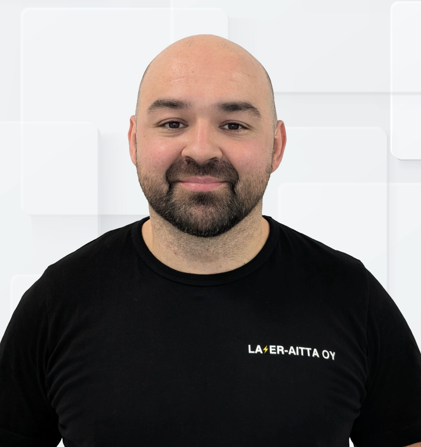 Murat Tokalic tuotantopäällikkö Laser-Aitta